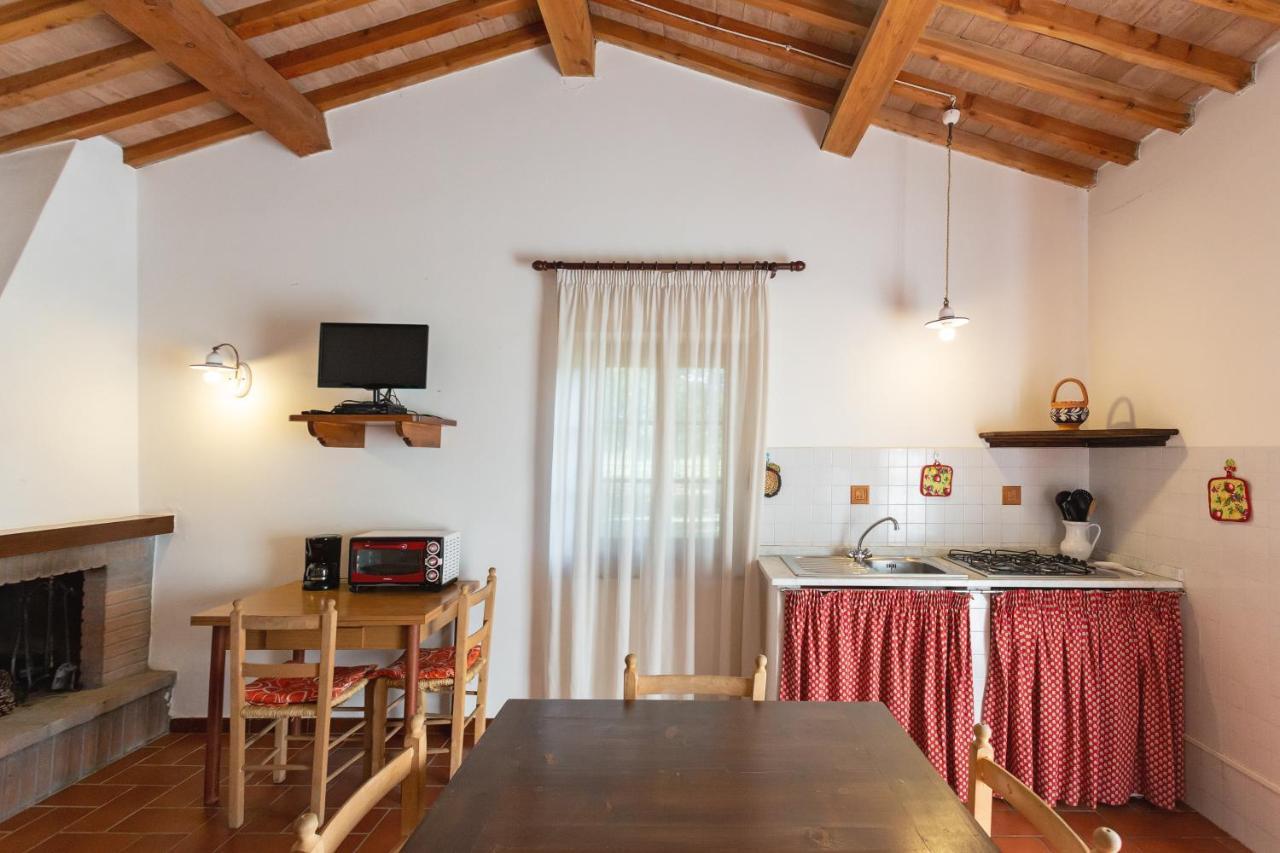 Cottage Il Gabbro モンテスクダイオ エクステリア 写真